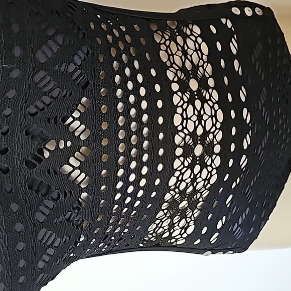 Size Large Swimsuit from fashion - Picture 2 of 4